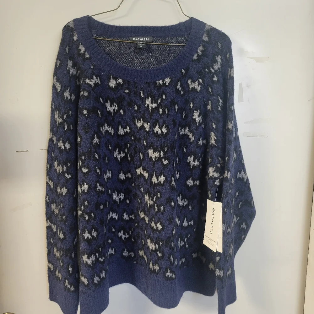Womens Athleta Sweater - Picture 2 of 5